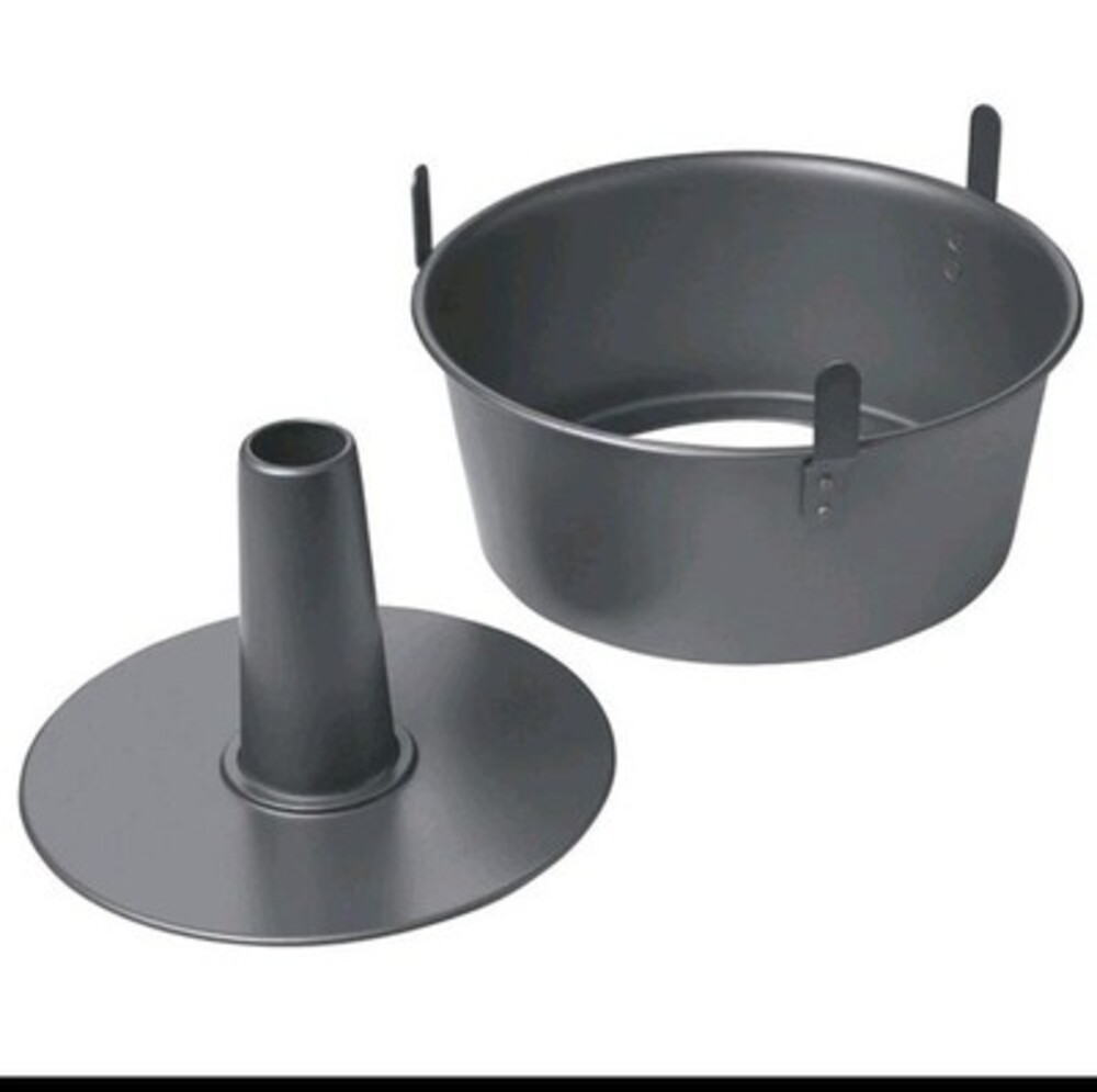 Chicago Metallic Angel Food Cake Pan with Cooling Feet 2-Piece Nonstick Tube